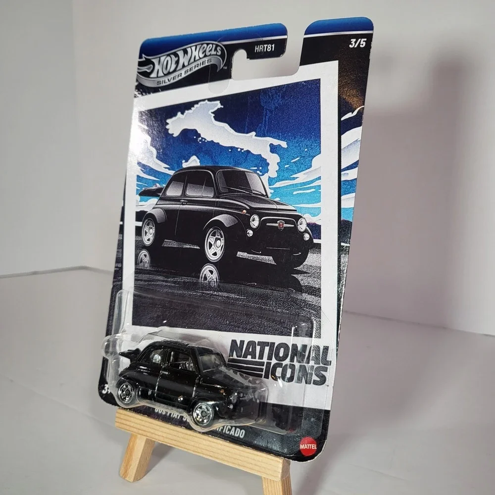 Hot Wheels National Icons Fiat 500 3/5 Mattel Diecast‎ Car NIB